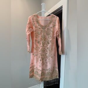 Elegant Pink Pakistani 3 piece suit